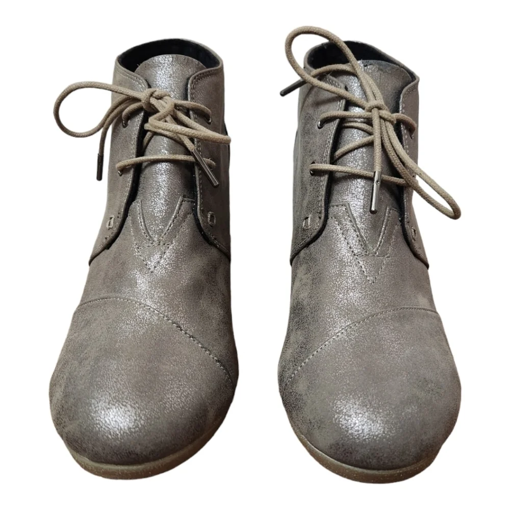 Toms Women's Desert Wedge Gray Metallic Bootie / Ankle Boot, size 11 NEW - Picture 5 of 12
